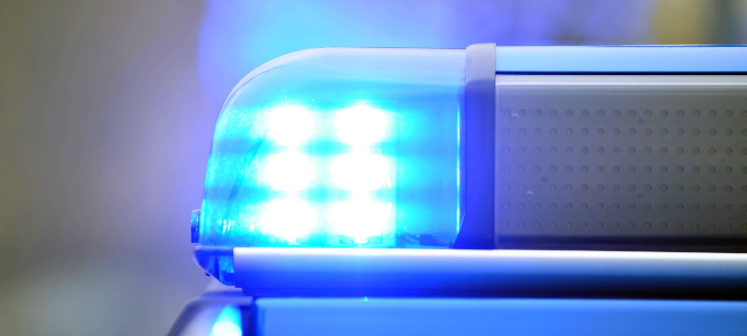 Recklinghausen: Seniorin nachts überfallen - Polizei bittet