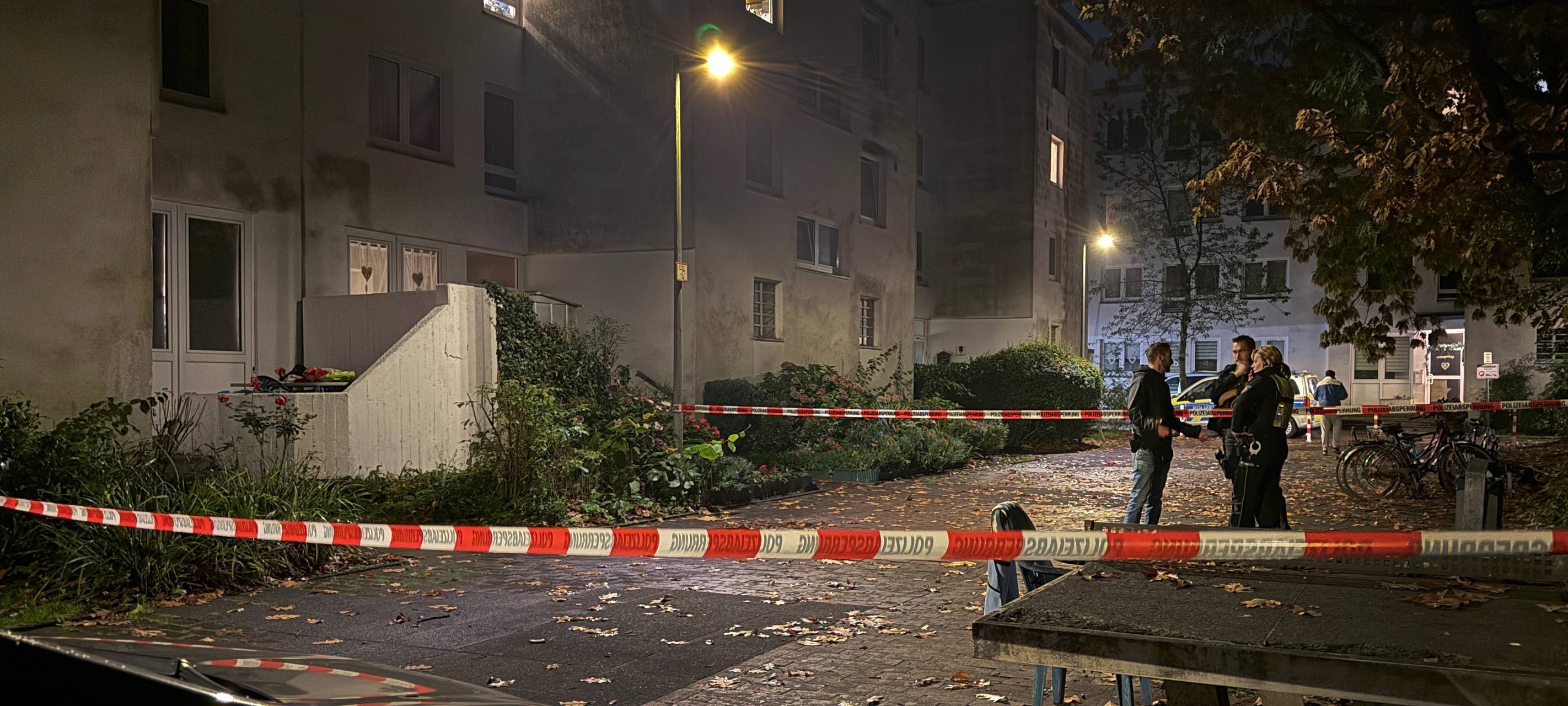Der Tartort in Dorsten wurde nach dem Mord an einer jungen Mutter abgesperrt.