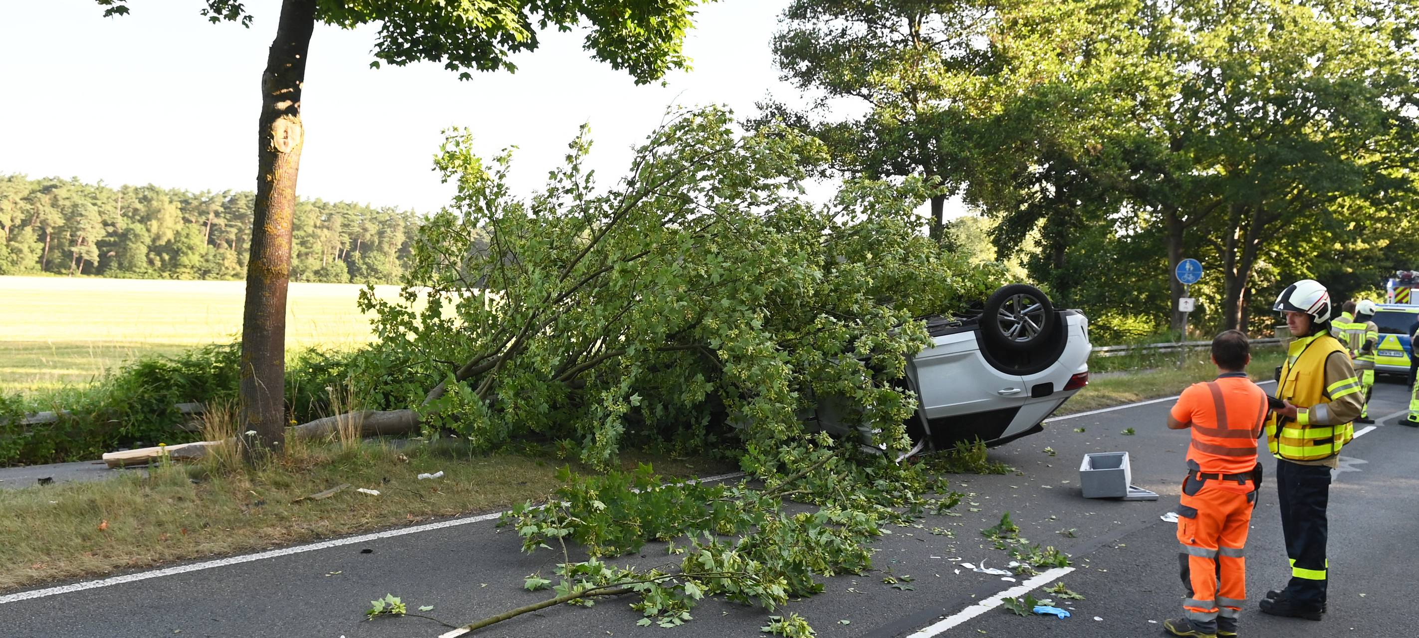 Vollsperrung in Hervest-Dorsten nach schwerem Unfall